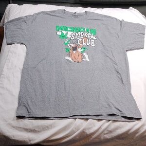 Michigan smoke club men's t shirt size XL
